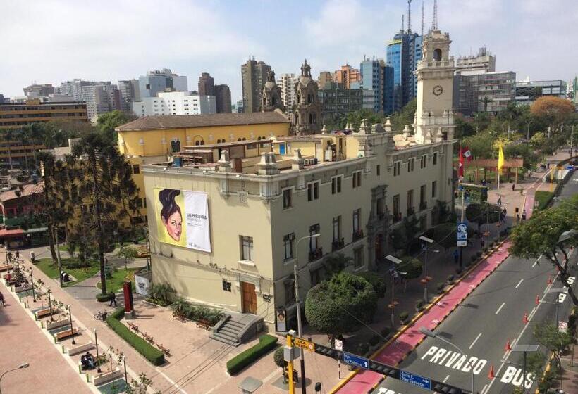 بنسيون Larq'a Park Rooms