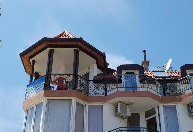 פנסיון Sunny Island Obzor