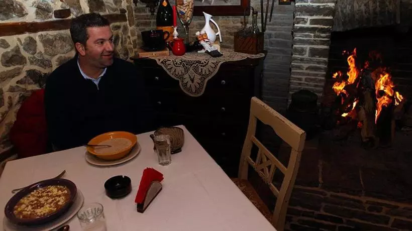 ペンション Villa Themistokli