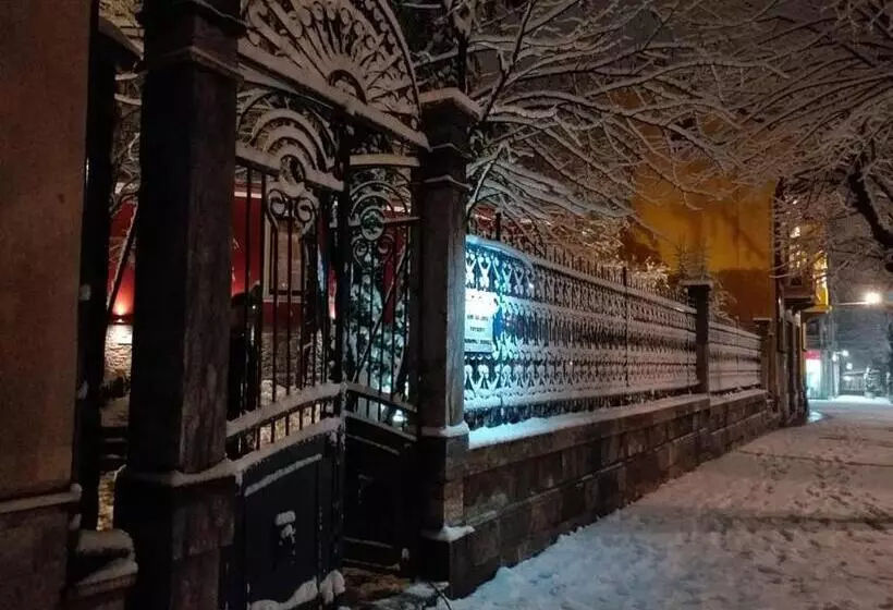 ペンション Villa Themistokli