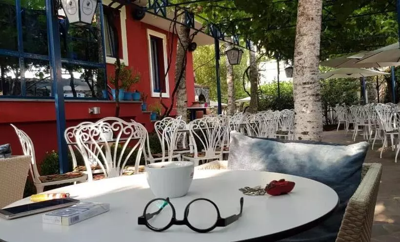 ペンション Villa Themistokli