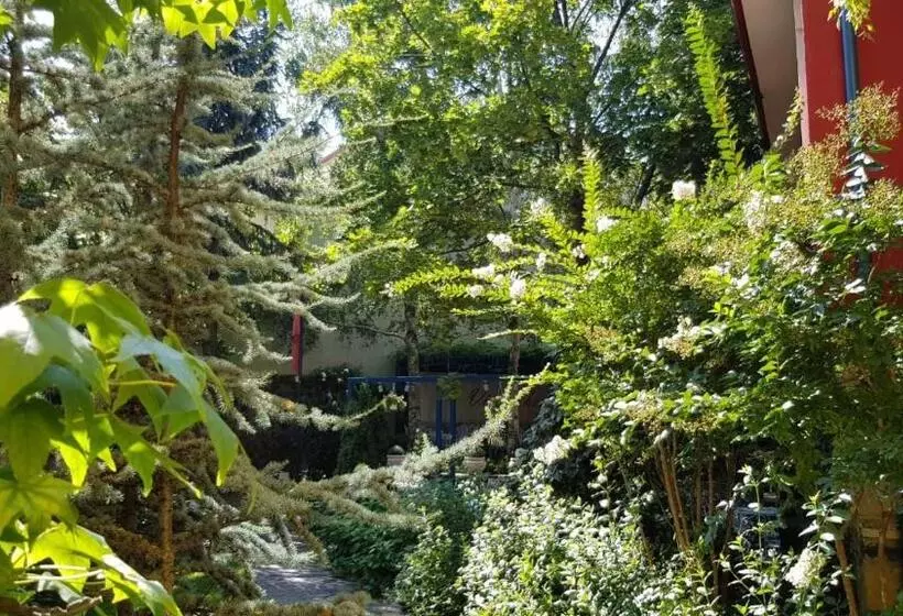 ペンション Villa Themistokli