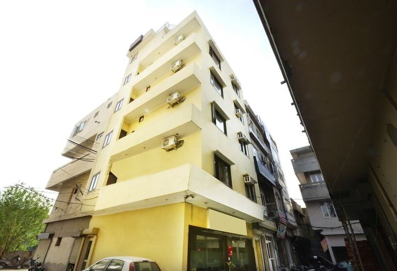 هاستل Oyo 7676 Golden Sunrise Inn