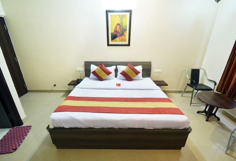 هاستل Oyo 7676 Golden Sunrise Inn