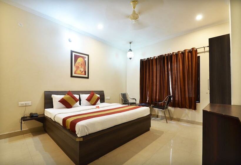 هاستل Oyo 7676 Golden Sunrise Inn