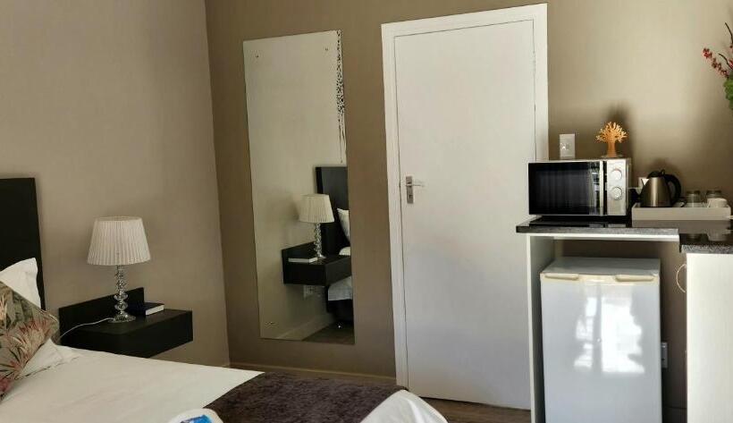 膳宿费 Green Kalahari Guesthouse