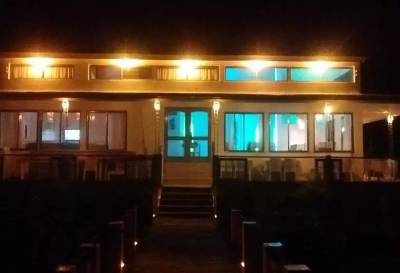 Majatalo Guest House Peter Flanders