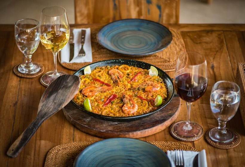 膳宿费 Planet Nomadas Resort