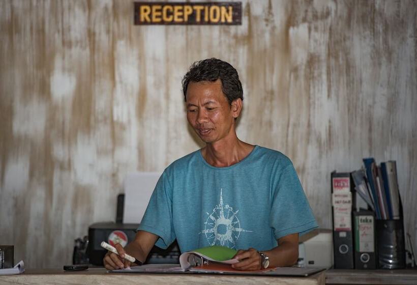 膳宿费 Planet Nomadas Resort