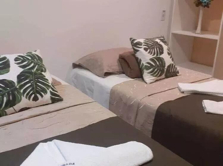 پانسیون Pousada Vitória
