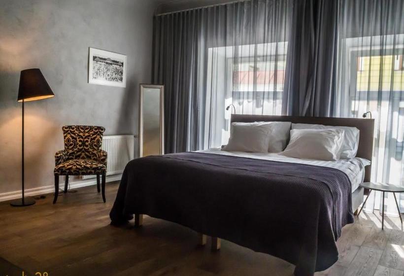 Studio28 Boutique Rooms