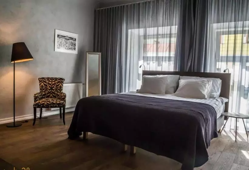 Studio28 Boutique Rooms
