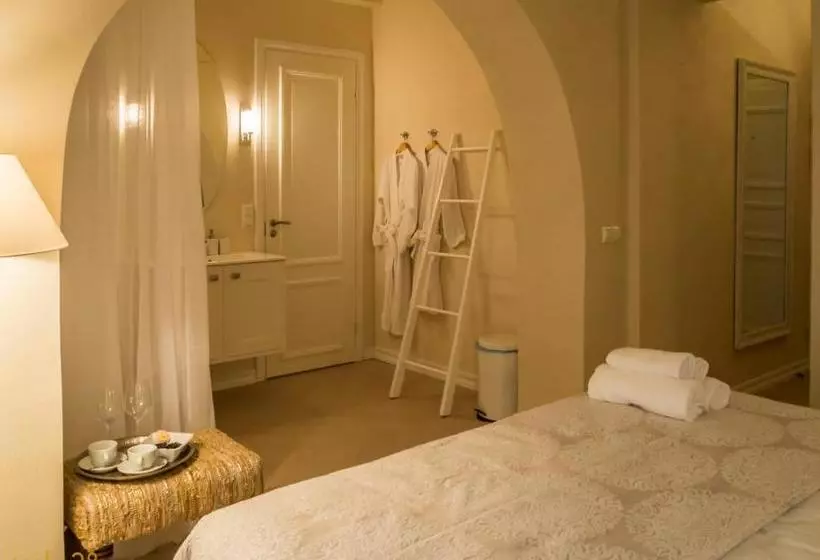 Studio28 Boutique Rooms