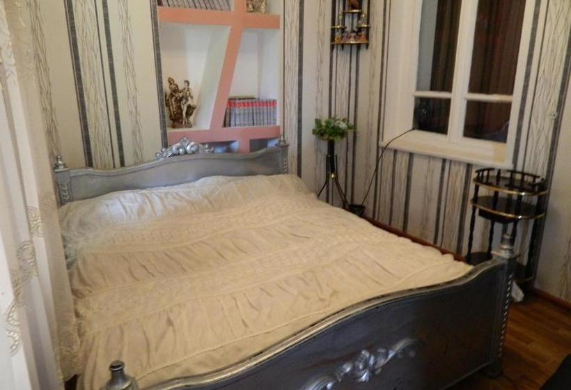 پانسیون Guest House Gidi