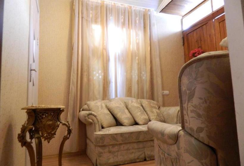 پانسیون Guest House Gidi