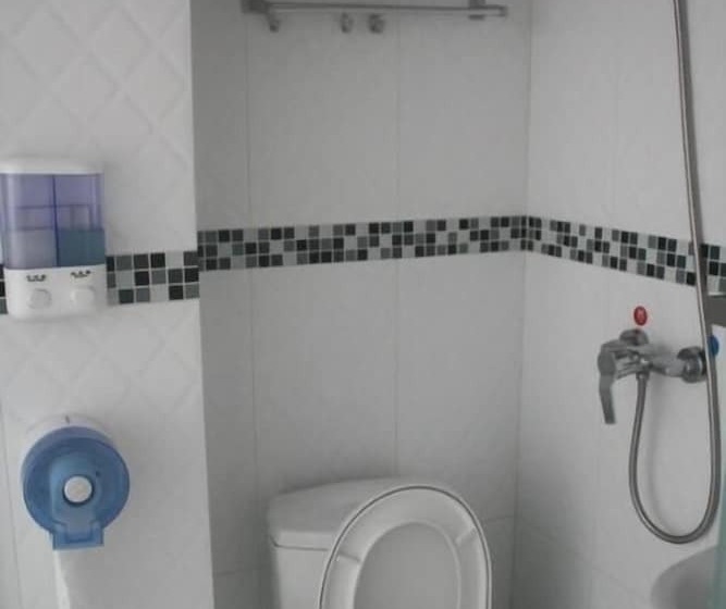 پانسیون K&b Hostel