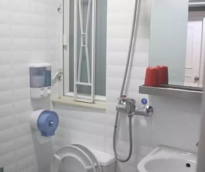 پانسیون K&b Hostel