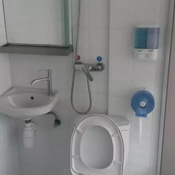 پانسیون K&b Hostel