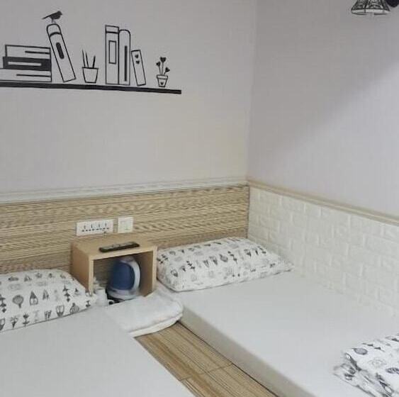 پانسیون K&b Hostel