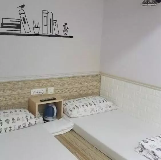 پانسیون K&b Hostel