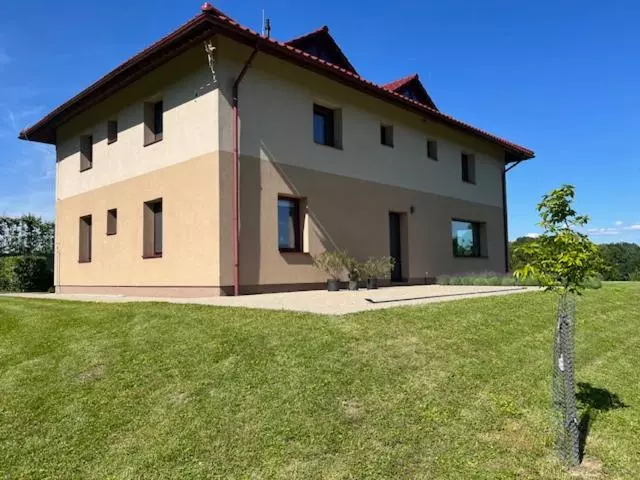 Majatalo Penzion Bez Modrého Páva