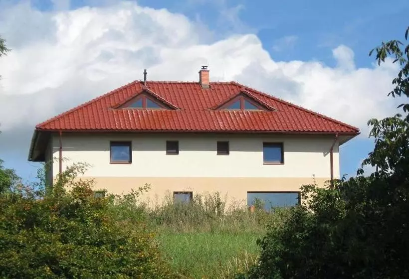 Majatalo Penzion Bez Modrého Páva