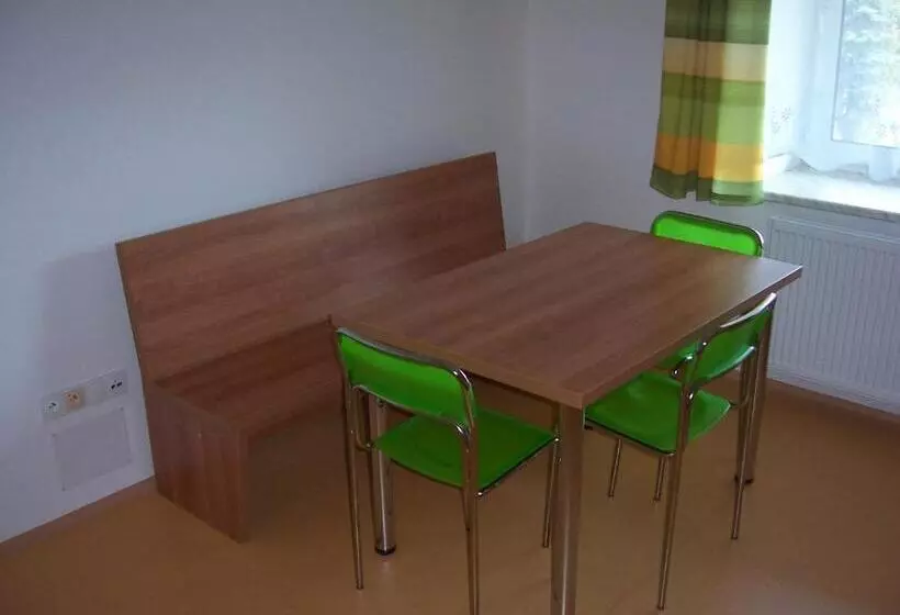 Majatalo Penzion Ječmínek