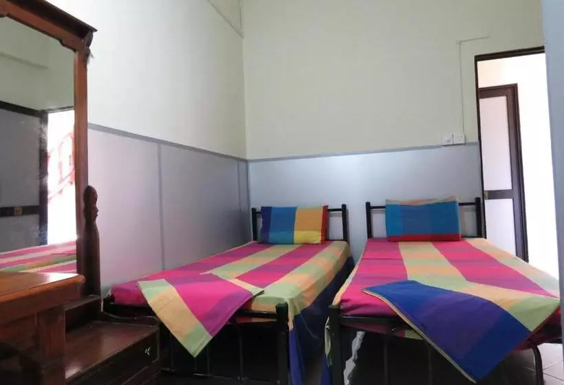 تختخواب و صبحانه Satyodaya Educational Training Centre