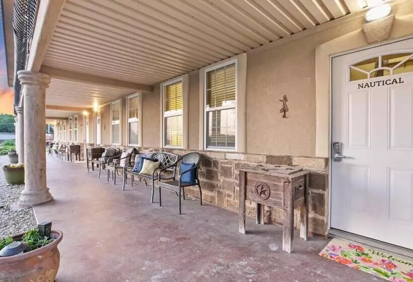 Canyon Lake Condos At Stillwater Ranch