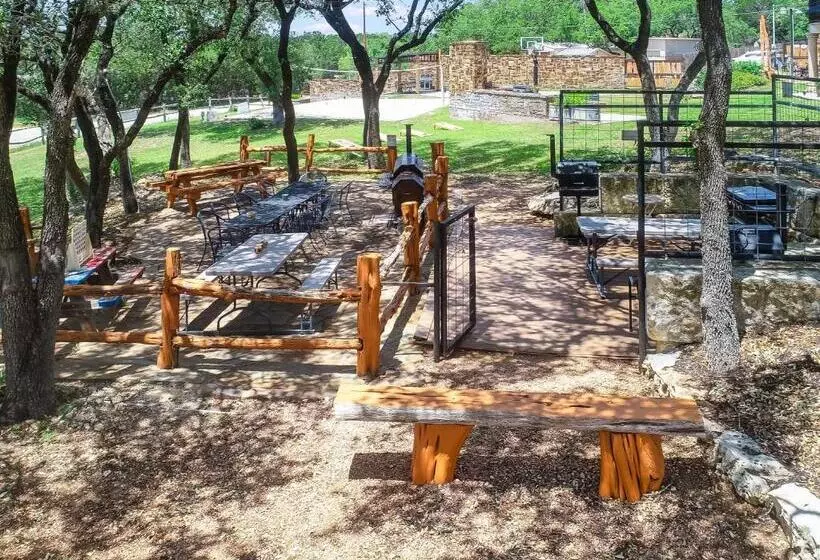 Canyon Lake Condos At Stillwater Ranch