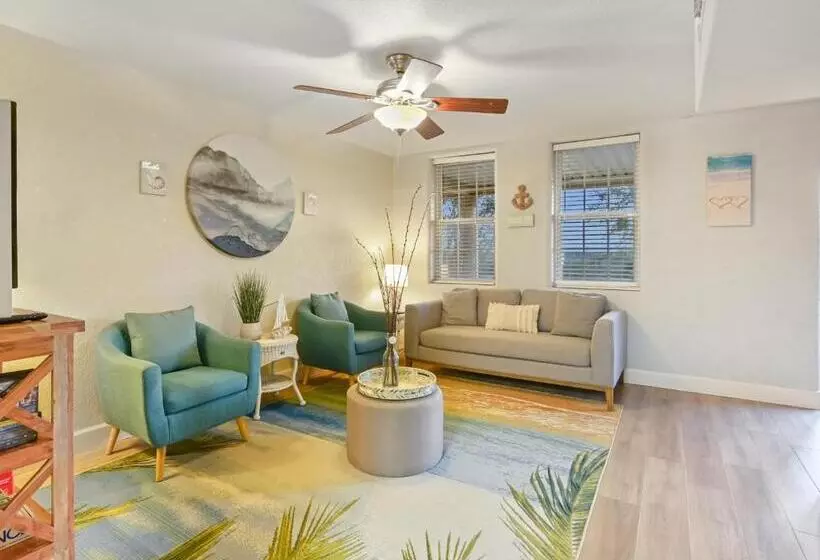 Canyon Lake Condos At Stillwater Ranch