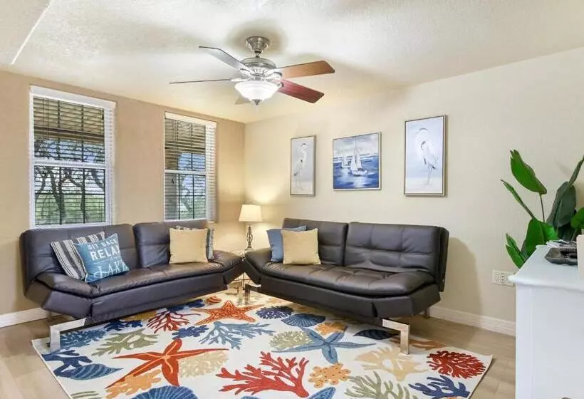 Canyon Lake Condos At Stillwater Ranch