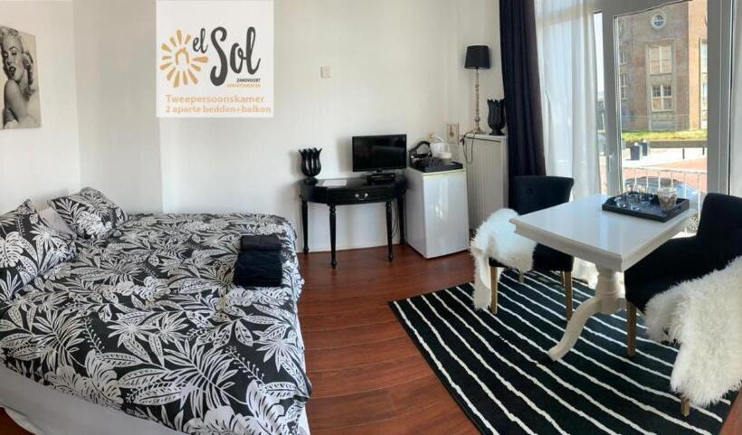پانسیون El Sol Zandvoort 2