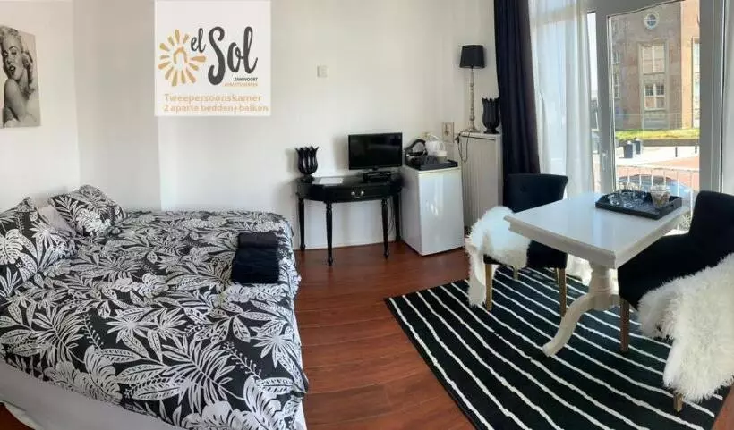 ペンション El Sol Zandvoort 2