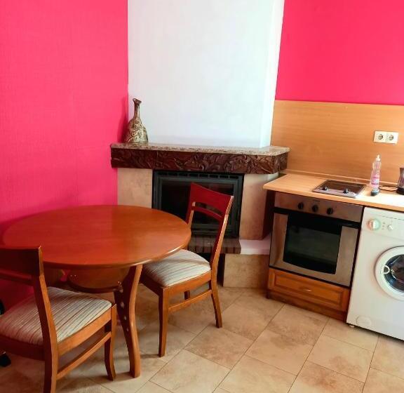 Пансион Guest House Elora