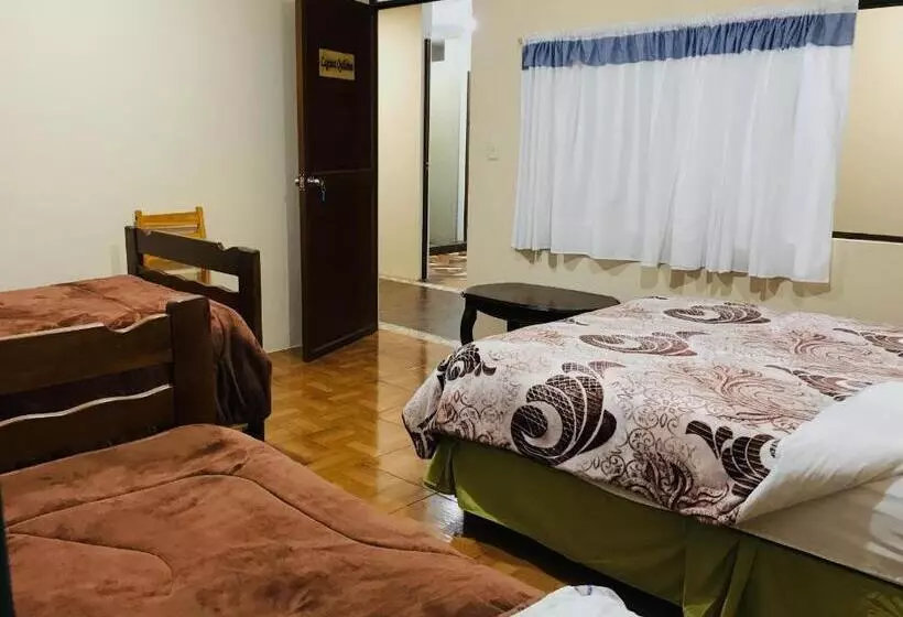 Pensione Latacunga Hostel