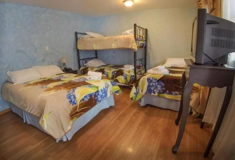 Pensione Latacunga Hostel