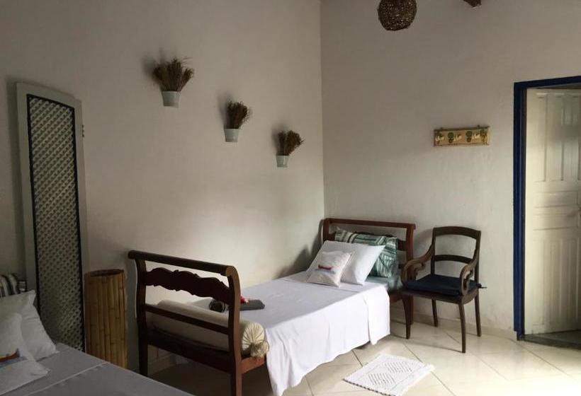 پانسیون Pousada Jardim Das Oliveiras