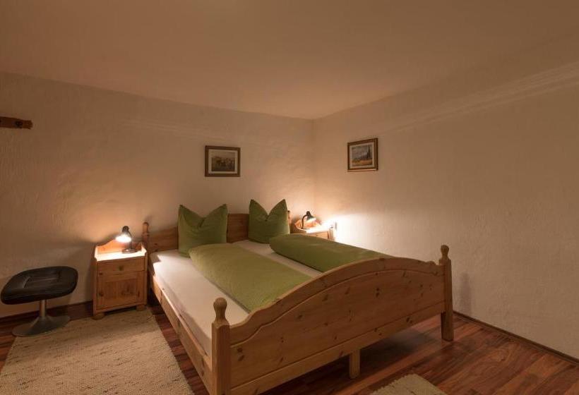 هاستل Gasthof Zur Traube