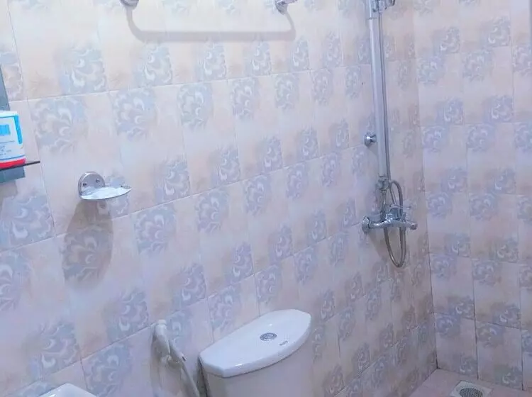 پانسیون 59b Rest Inn Ella