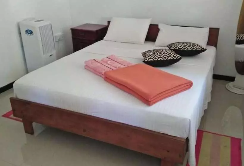 پانسیون 59b Rest Inn Ella