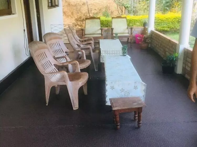 پانسیون 59b Rest Inn Ella