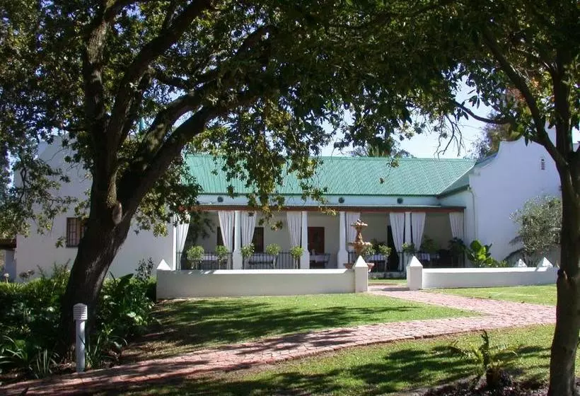 Majatalo D Aria Guest Cottages