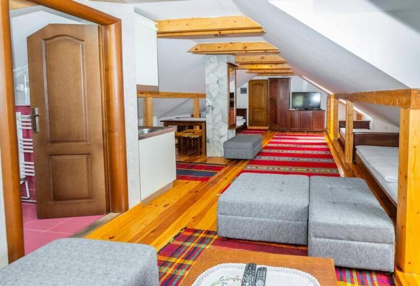 پانسیون Guesthouse Sandra