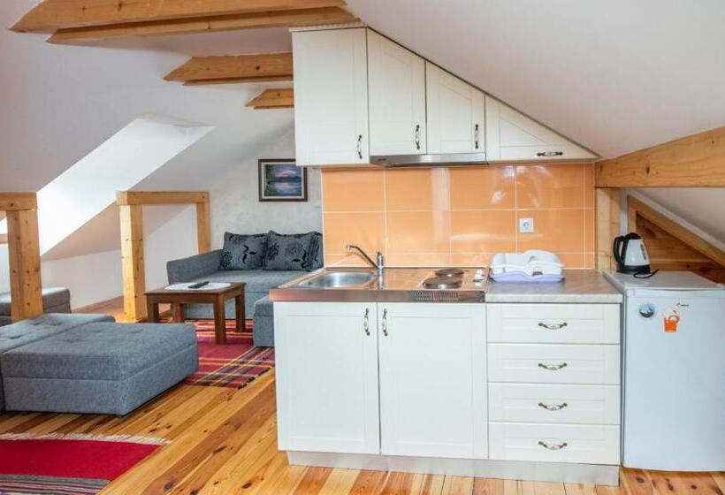 پانسیون Guesthouse Sandra