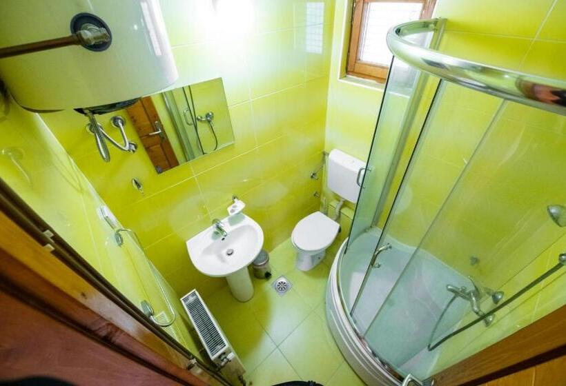 پانسیون Guesthouse Sandra