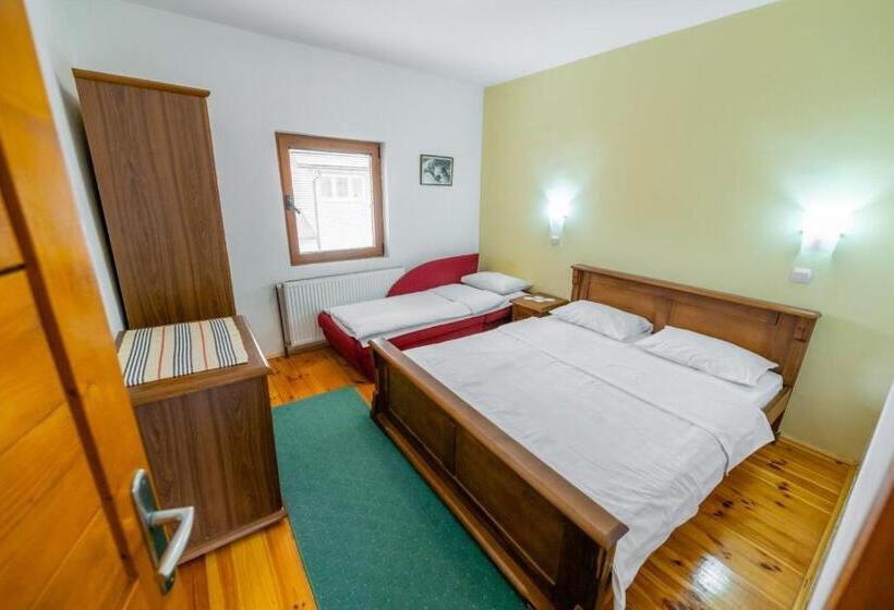 پانسیون Guesthouse Sandra