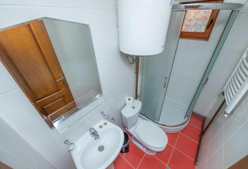 پانسیون Guesthouse Sandra