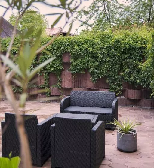 ペンション Guesthouse Zlatý Hrozen