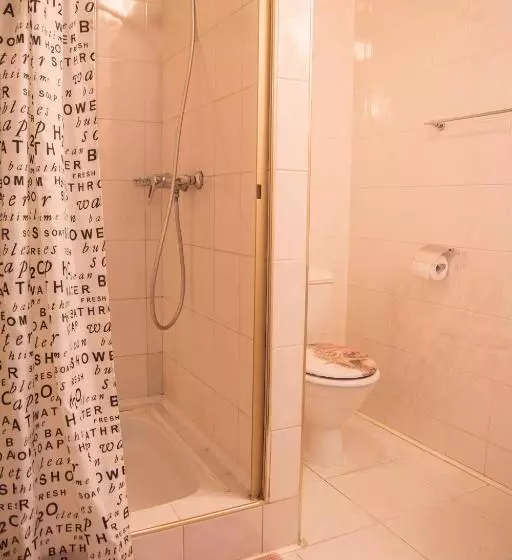 ペンション Guesthouse Zlatý Hrozen